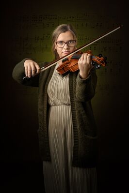 Mädchen mit Violine