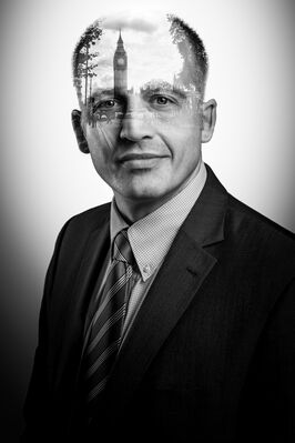 Manager Portrait schwarz/weiß